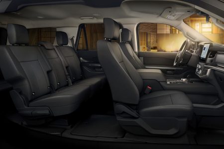 lux-suv-Ford-Expedition---interior-(1)