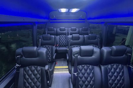 lux-van-2025-Sprinter-Interior-(4)