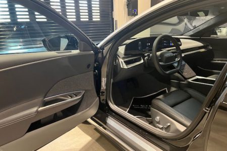 premium-sedan-IMG_9038