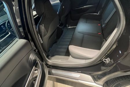 premium-sedan-IMG_9041