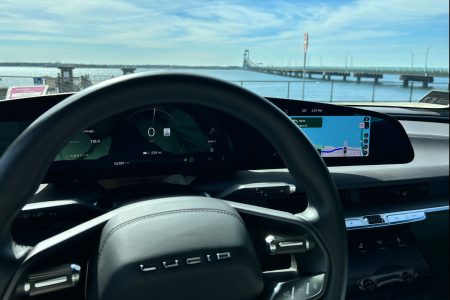 premium-sedan-Lucid-Air-Exterior-4