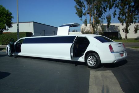 stretch-limo-12-passenger-2016-Chrysler-300-(1)